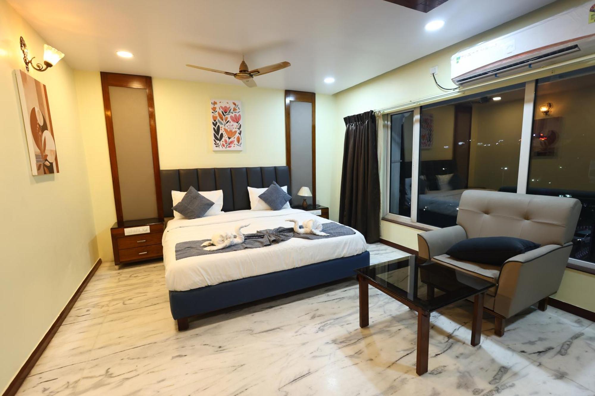 Lj Dadi'S Grand Hotel วิสาขปัตนัม ภายนอก รูปภาพ